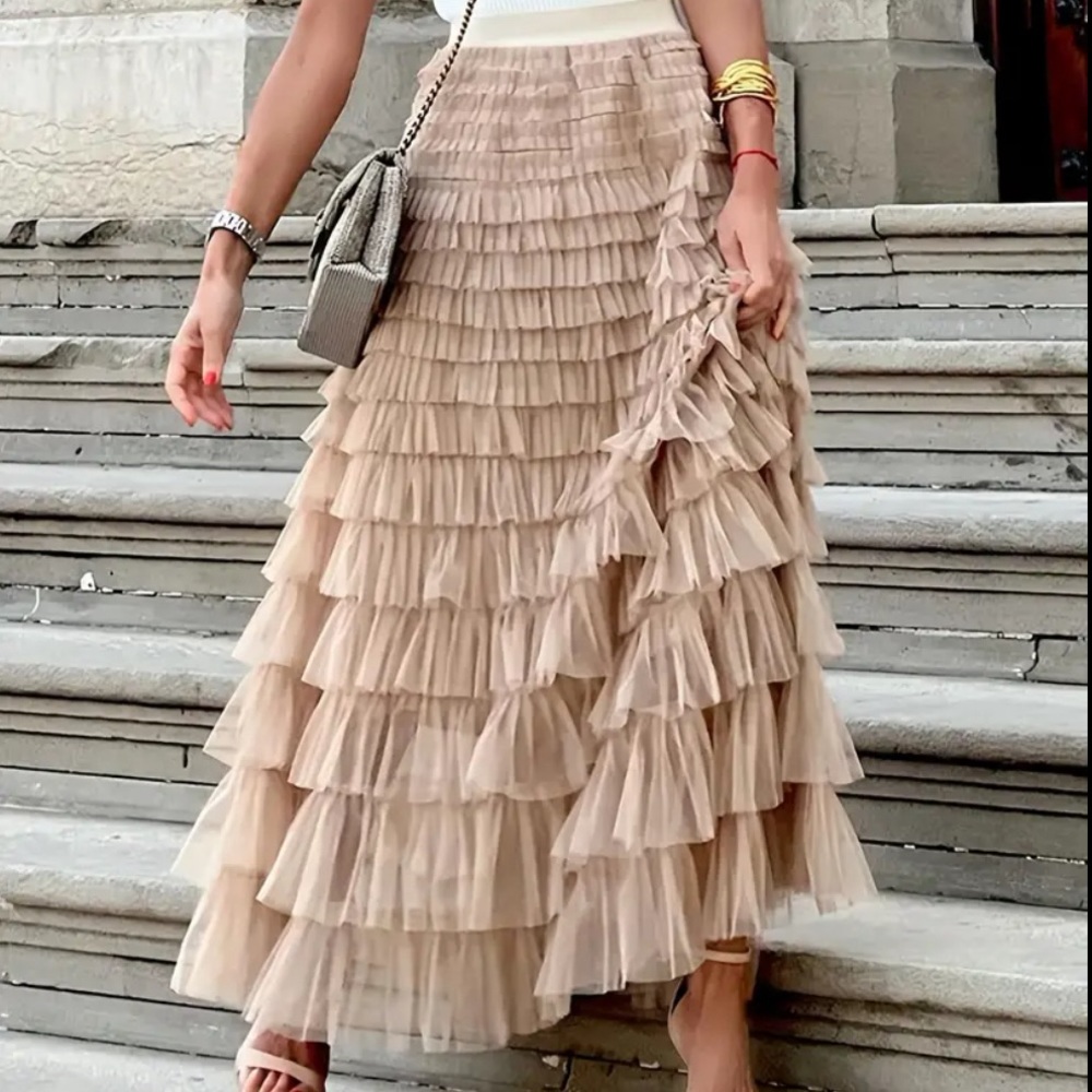 Mesh Layered Hem Skirt🤩✨🥂